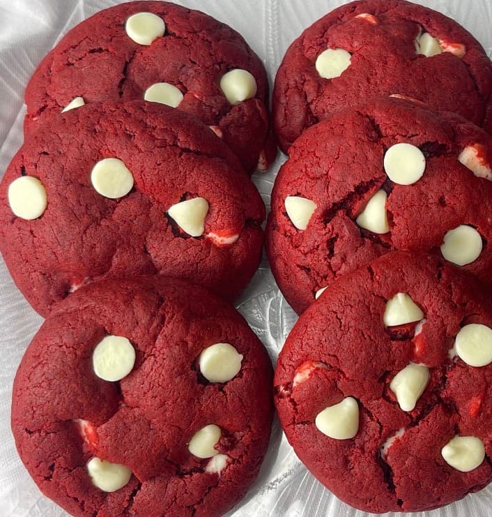 Red velvet cookies