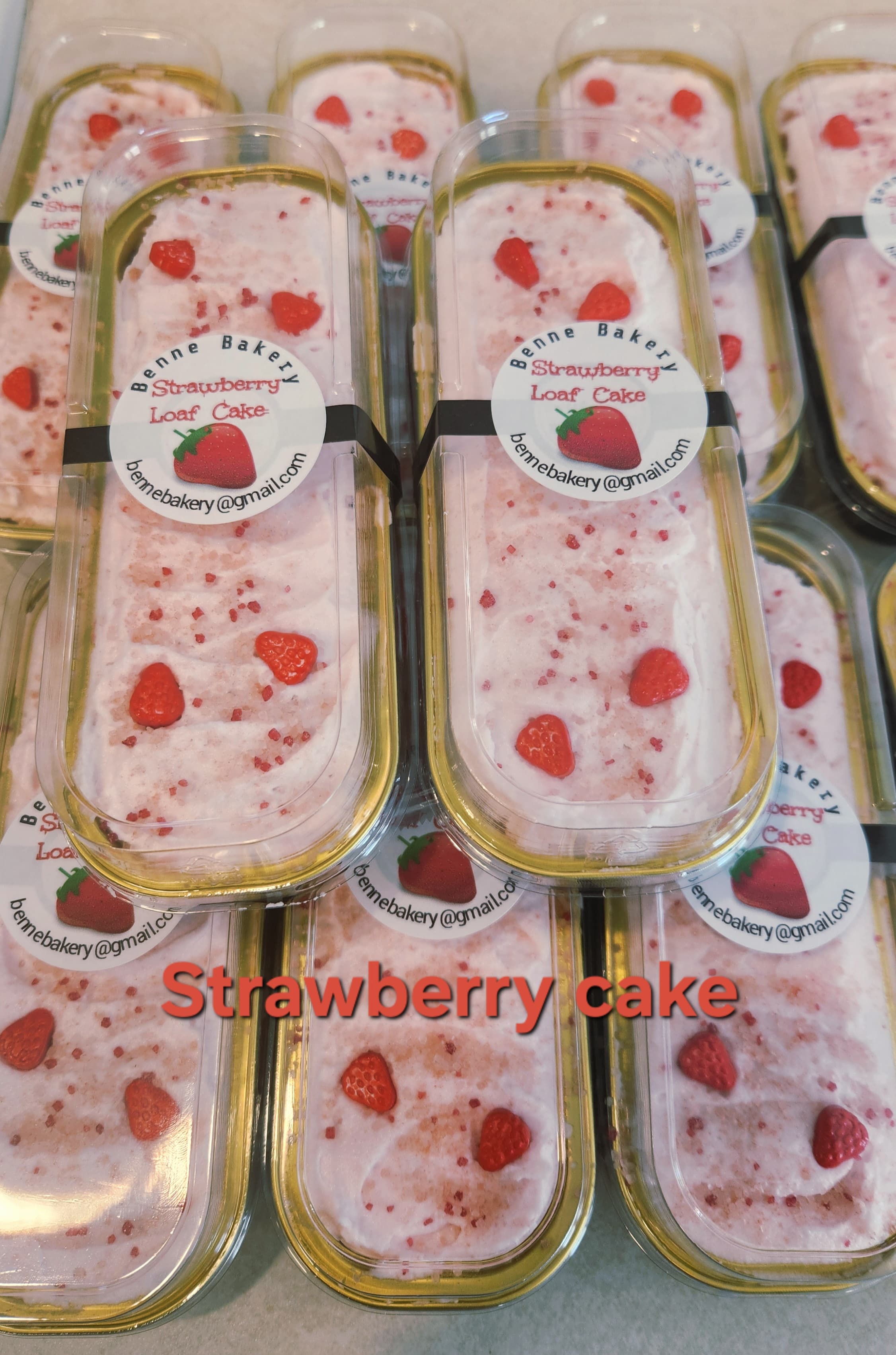 Strawberry Mini cakes